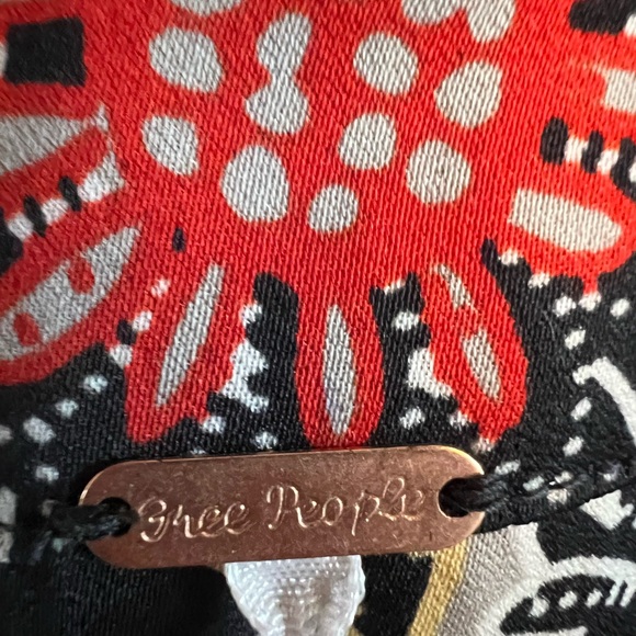 Free People tie front blouse. Size XL. - Picture 4 of 15